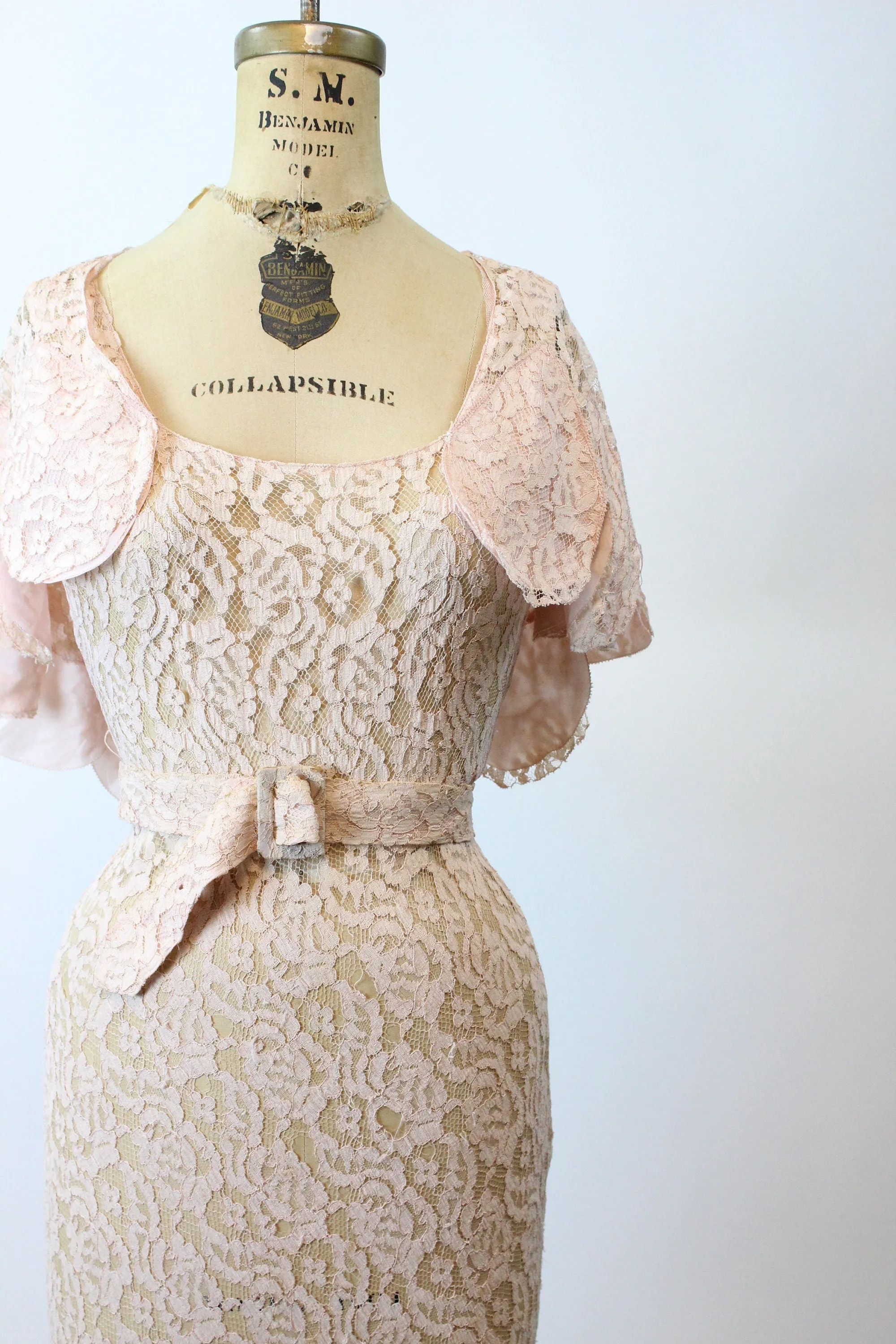 1930s three piece LACE petal CAPE dress small | new spring small