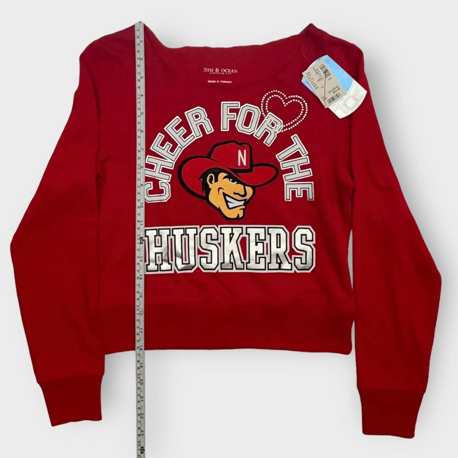 5th & Ocean | Torn Neck L/s Pullover Sweatshirt | 10 | Nebraska Huskers | Red | NWT