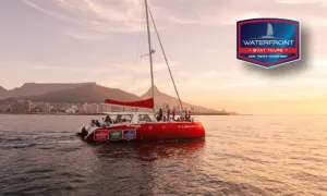 90-Minute Catamaran Champagne Sunset Cruise with Waterfront Boat Tours