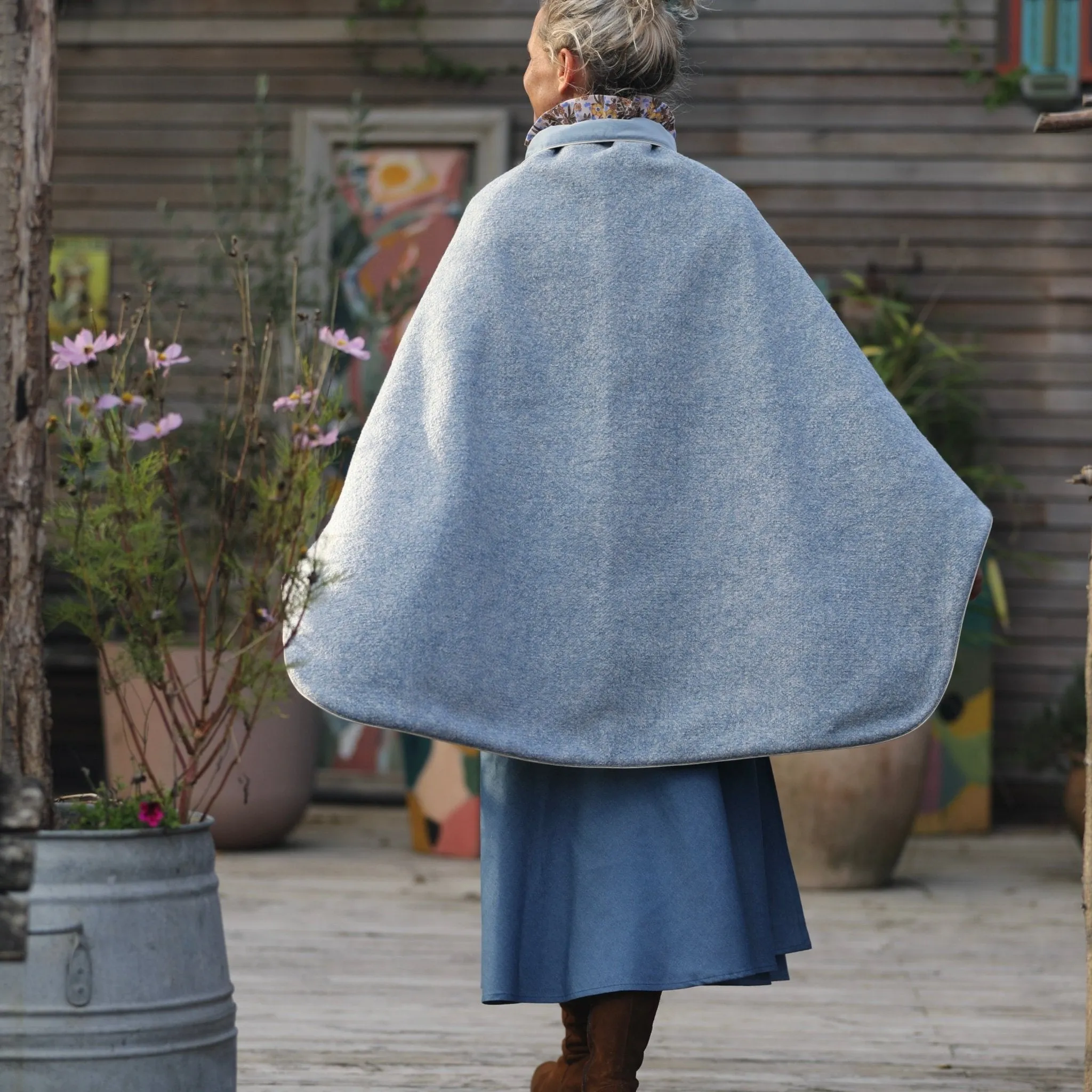 Cape midi Eugénie - lainage bleu nuage/velours de coton bleu doux