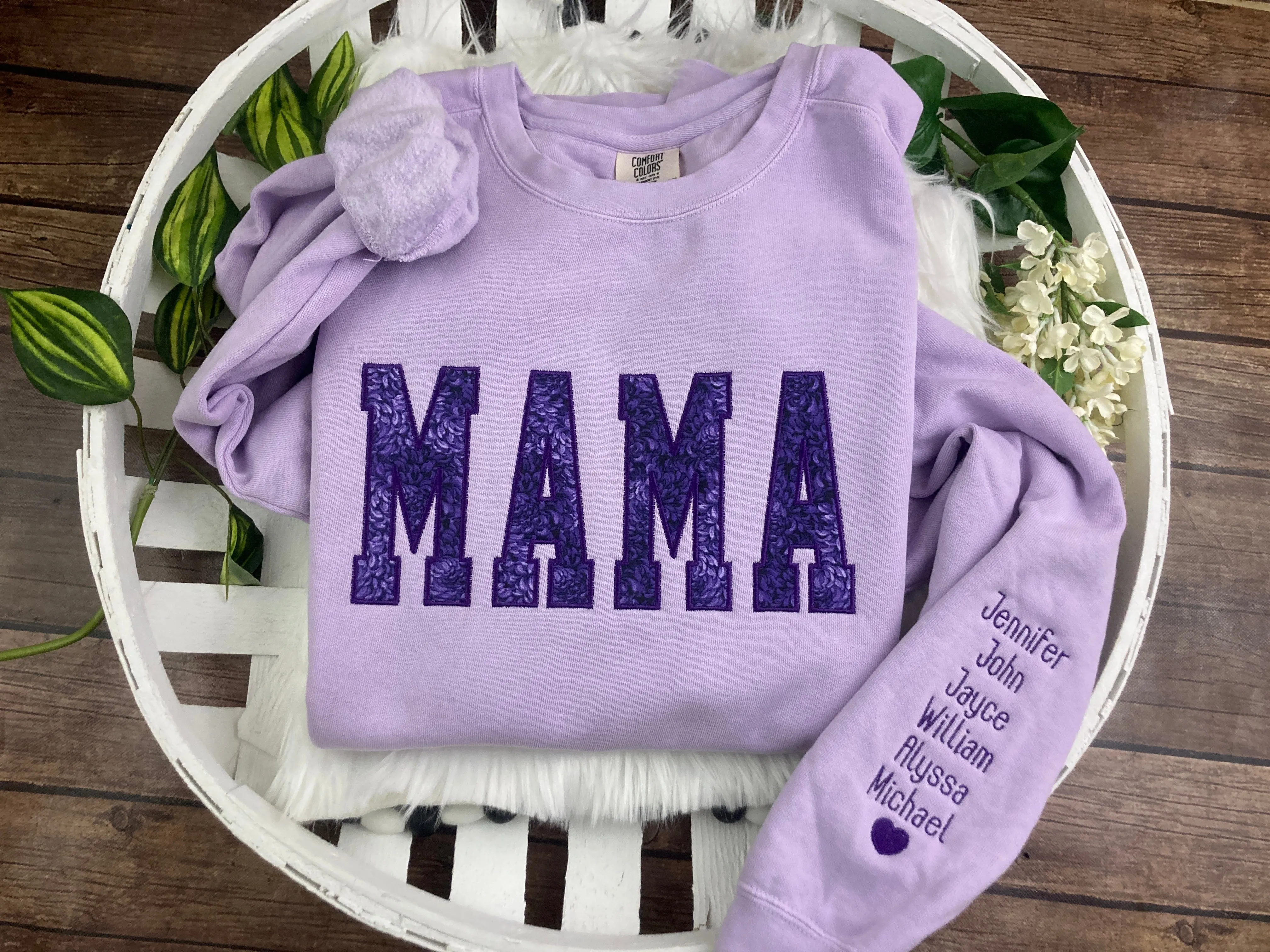 Cherished MAMA: Embrace Comfort and Style with Custom Appliqué Apparel / Daddy/ Grandma - Fabric Keepsake Sweatshirts - Applique