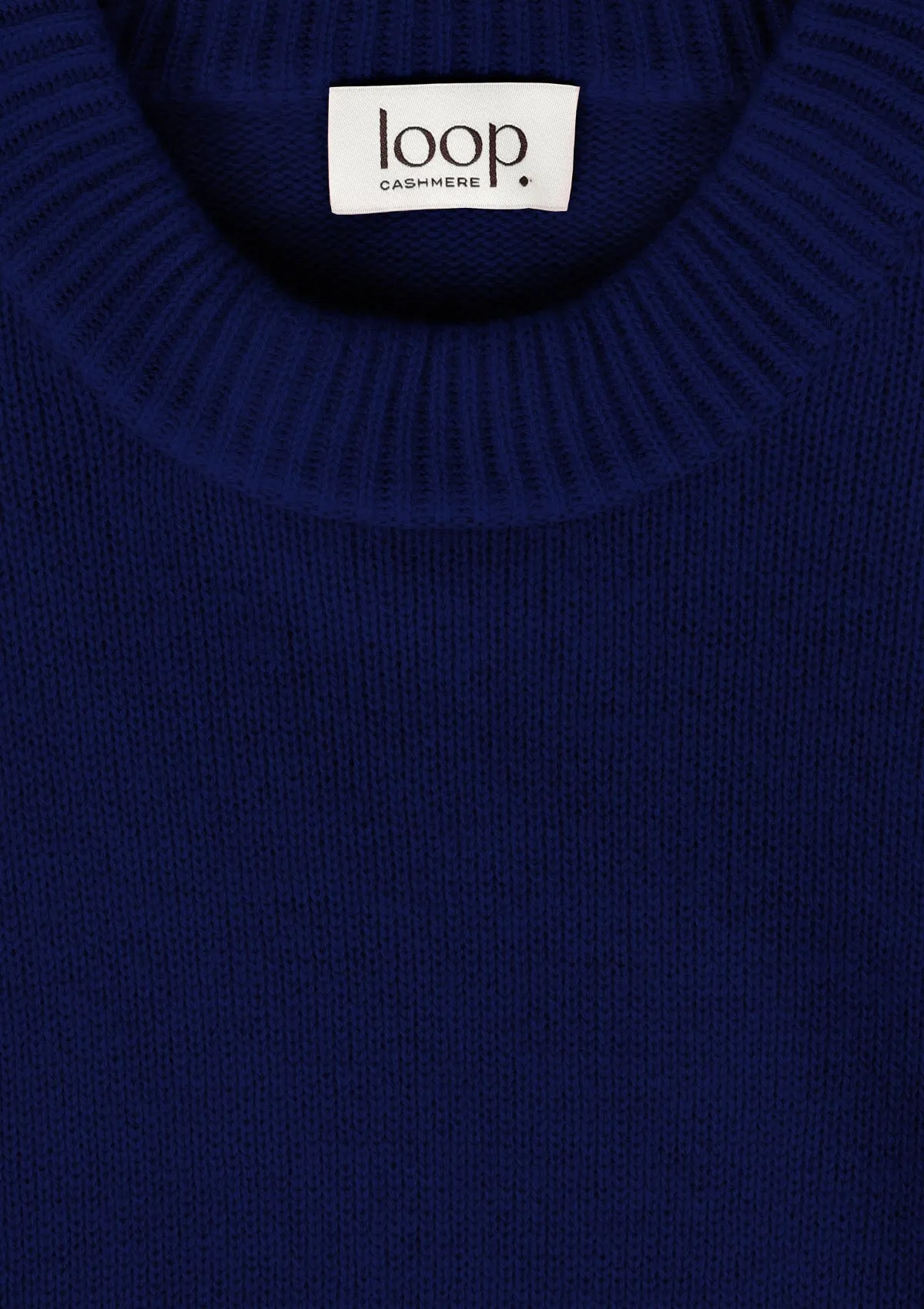 Cropped Cashmere Sweatshirt in Midnight Blue