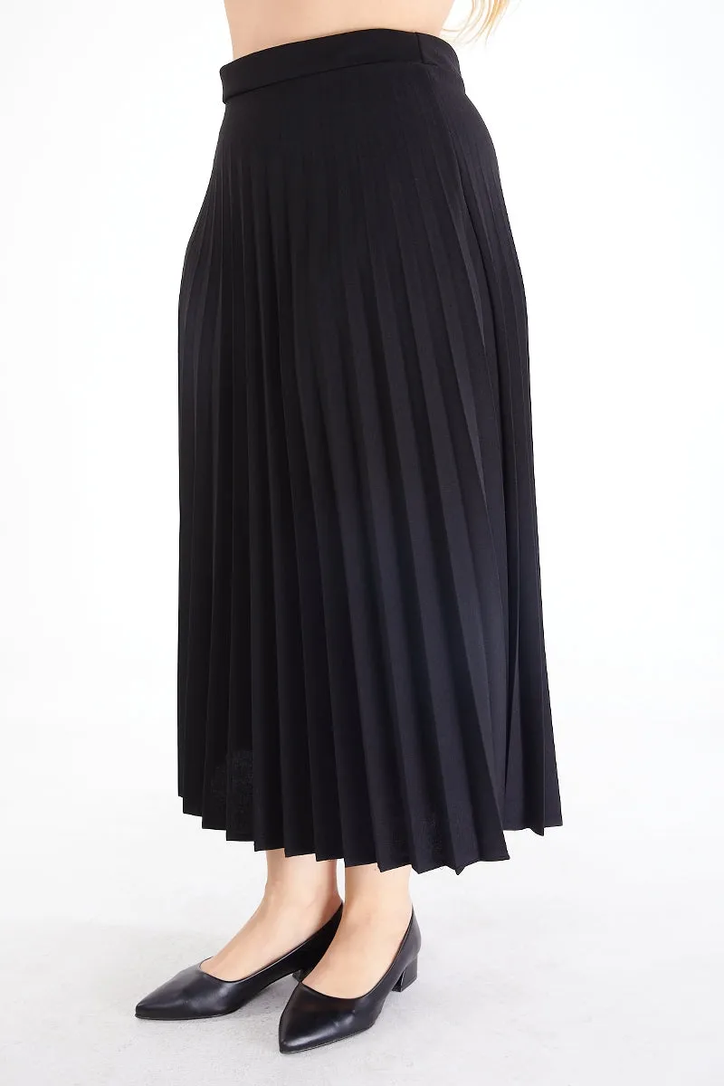 DL Pleated Skirt Black