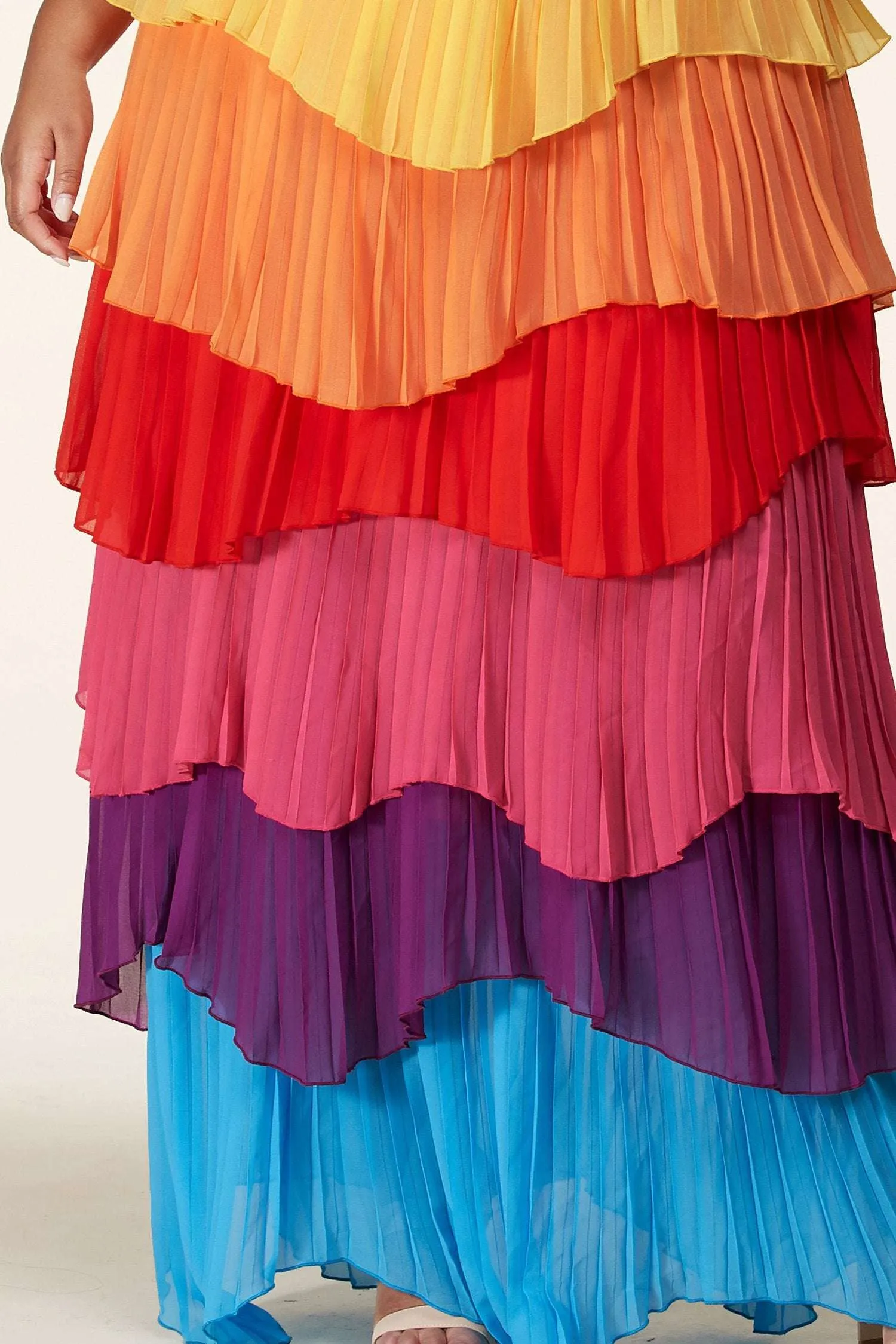 Fasheabe Color-Block Maxi Skirt Set and Off The Shoulder Crop Top