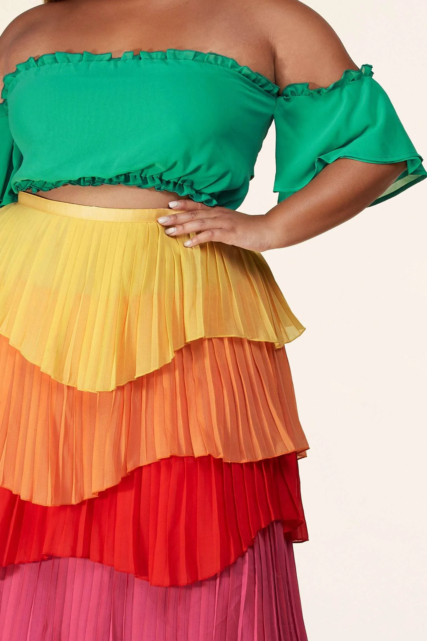 Fasheabe Color-Block Maxi Skirt Set and Off The Shoulder Crop Top