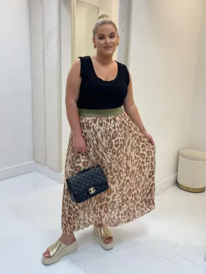 Freya Curve Camel Leopard Print Pleated Plus Size Skirt