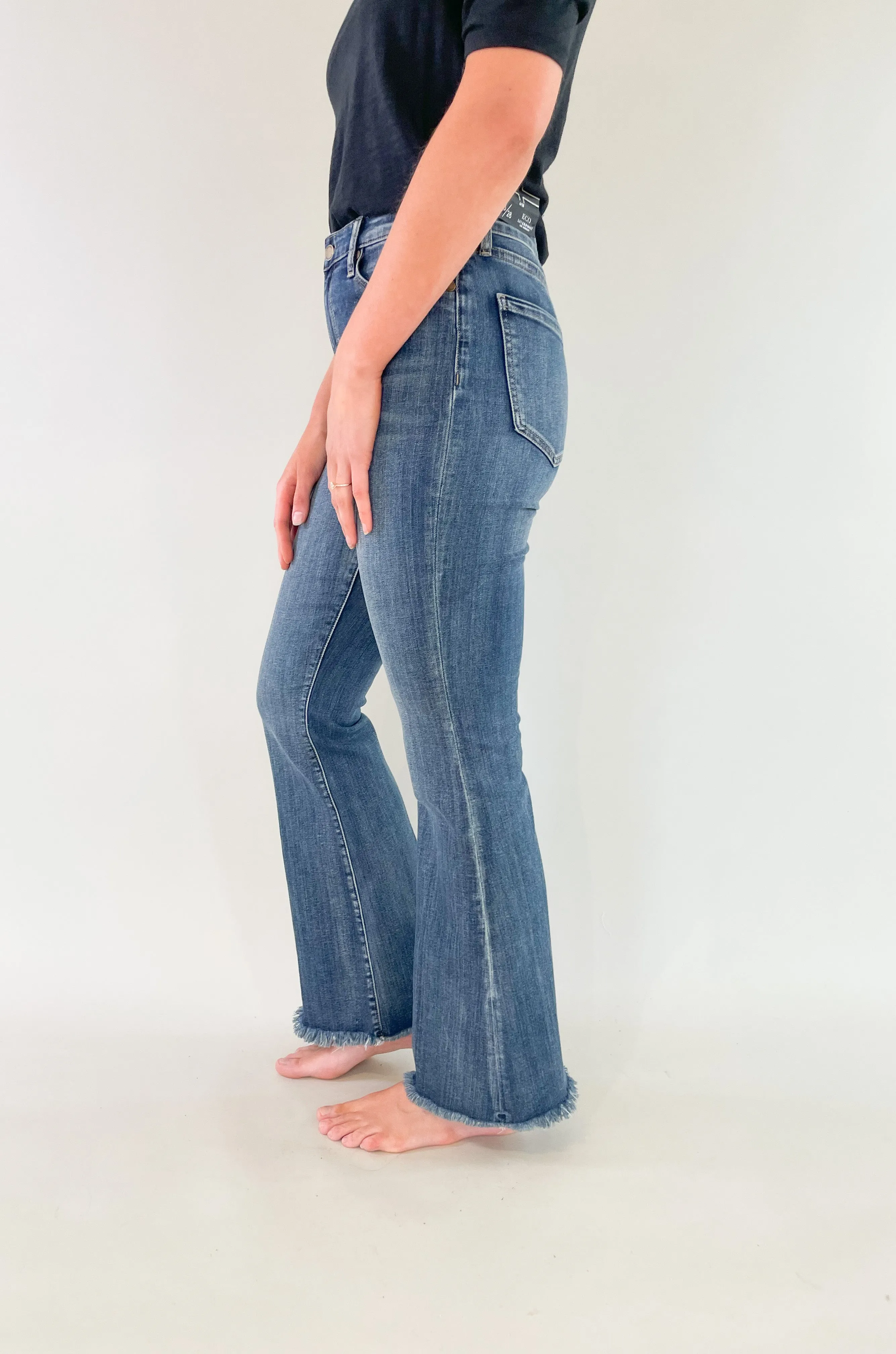 Hannah Super Flare w/Frayed Hem 32" Inseam