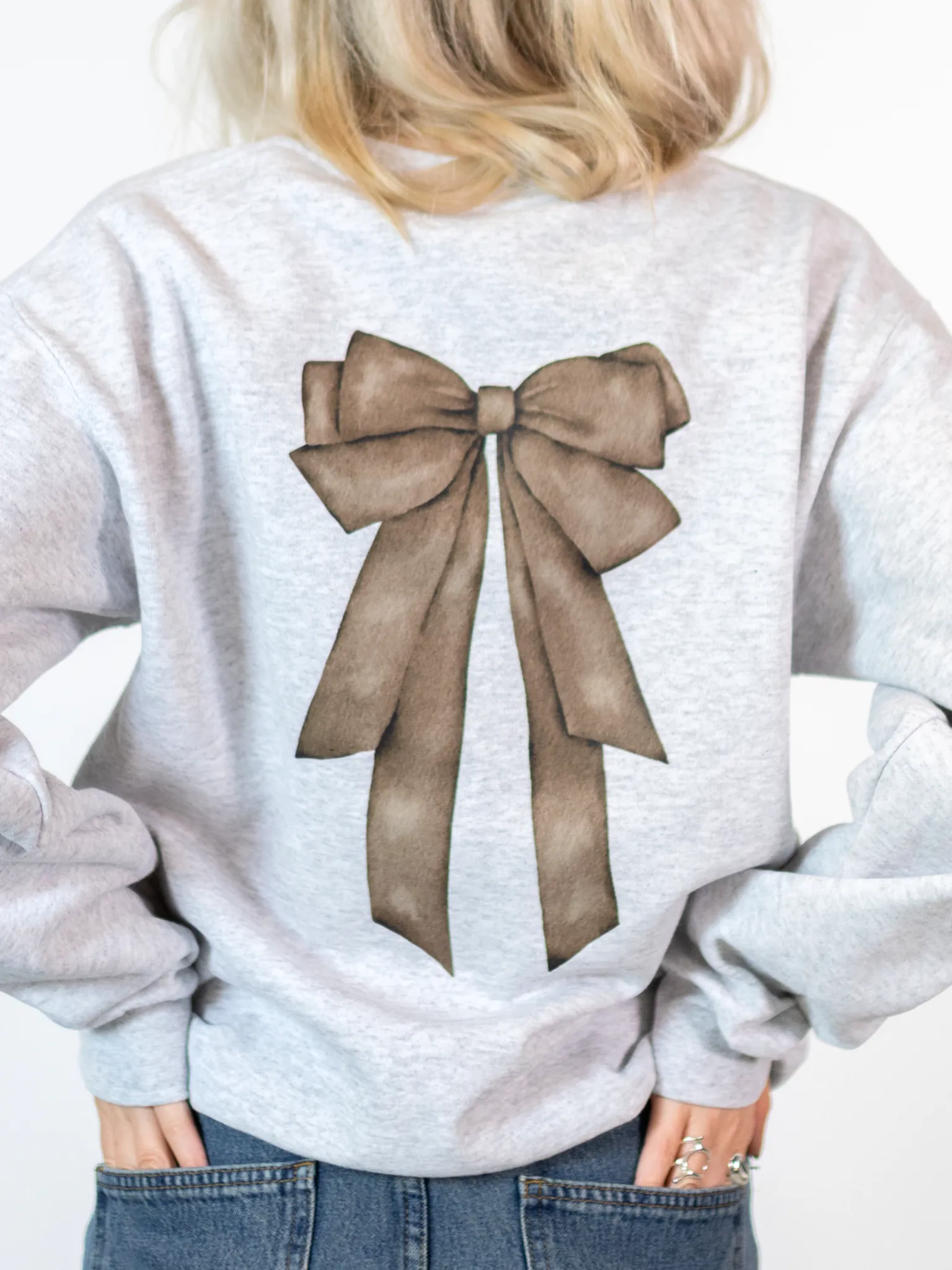 MEGA DOLLED UP (sort) SWEATSHIRT (rygprint) - GRÅ