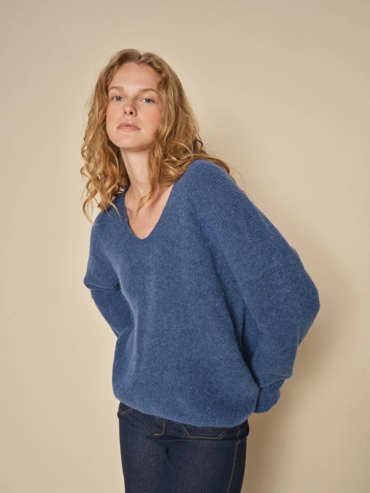 MMThora V-Neck Knit