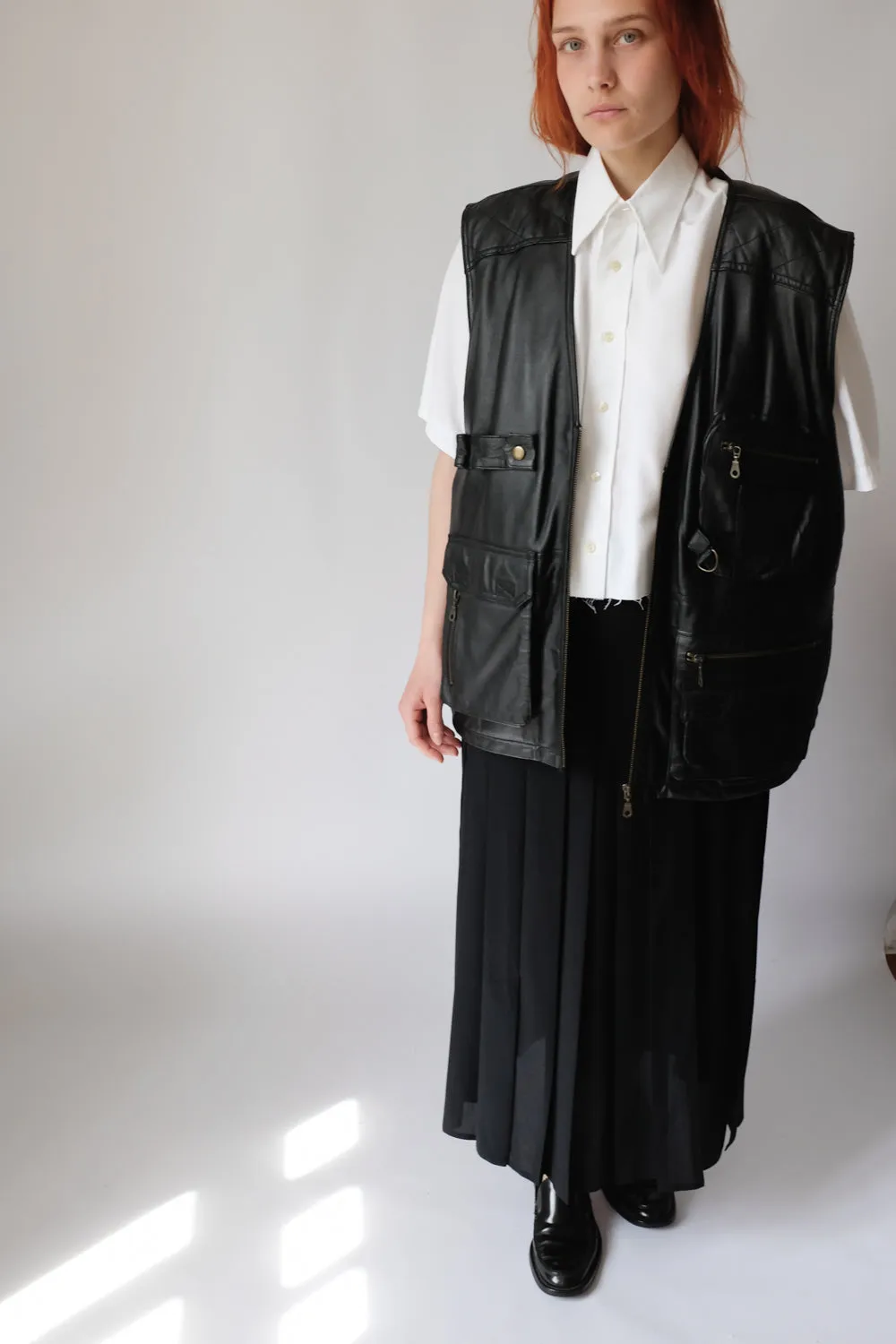 PLEATED BLACK LONG SKIRT