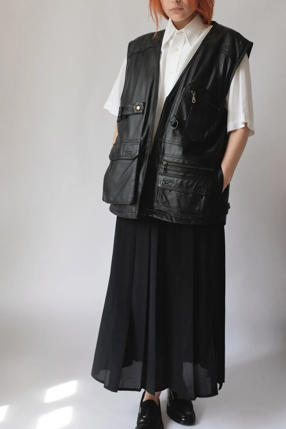 PLEATED BLACK LONG SKIRT