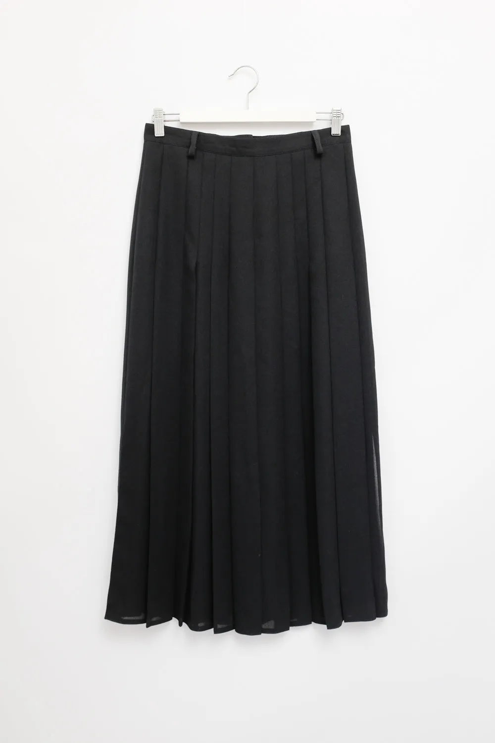 PLEATED BLACK LONG SKIRT