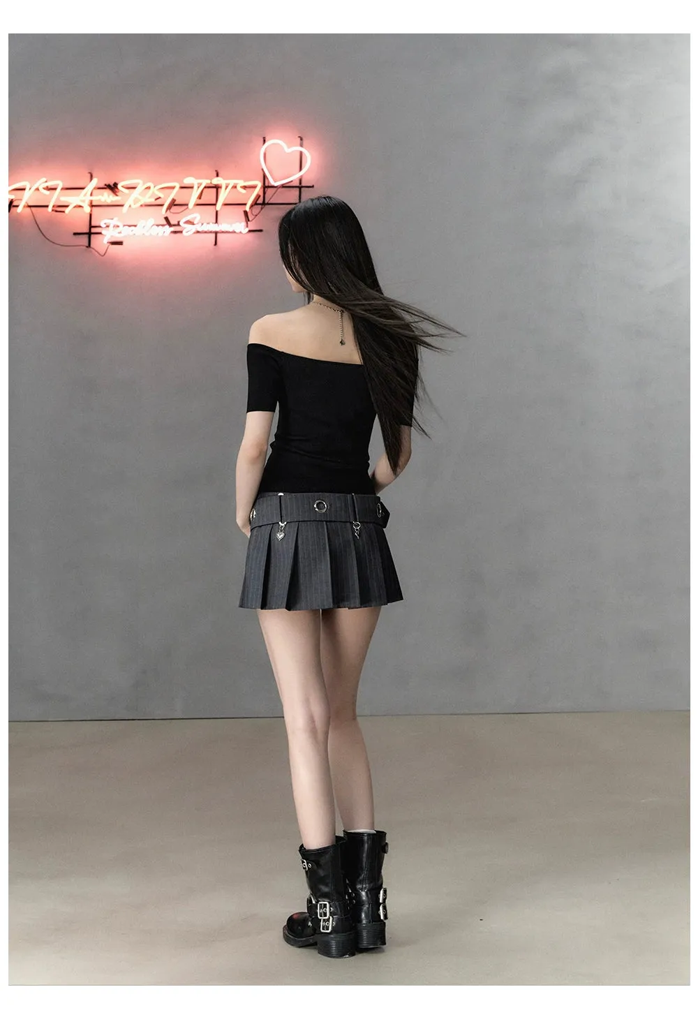 Pleated Sporty Mini Skirt