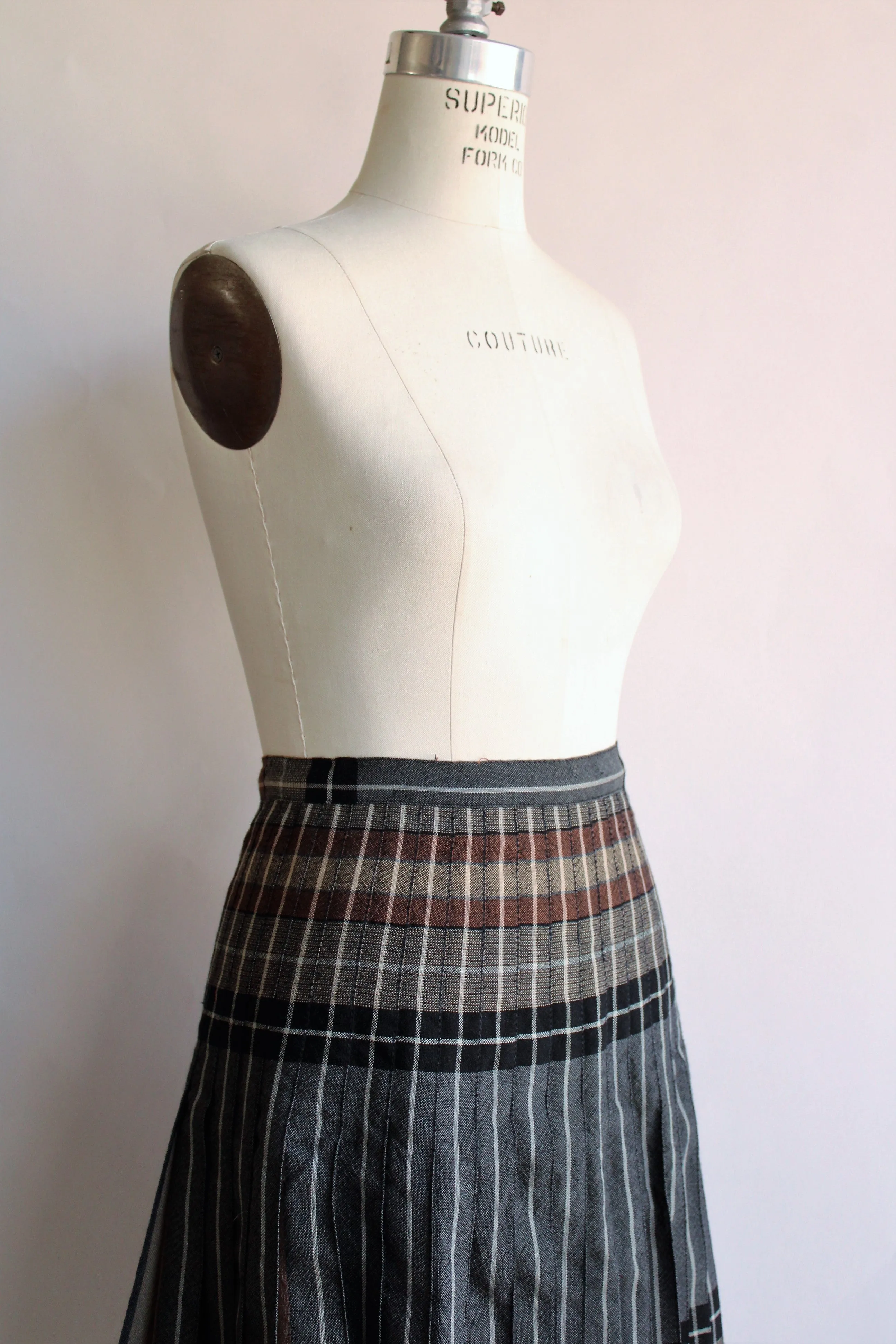 Vintage 1960s Plaid Wool Skirt by Highland Queen, Reversible!