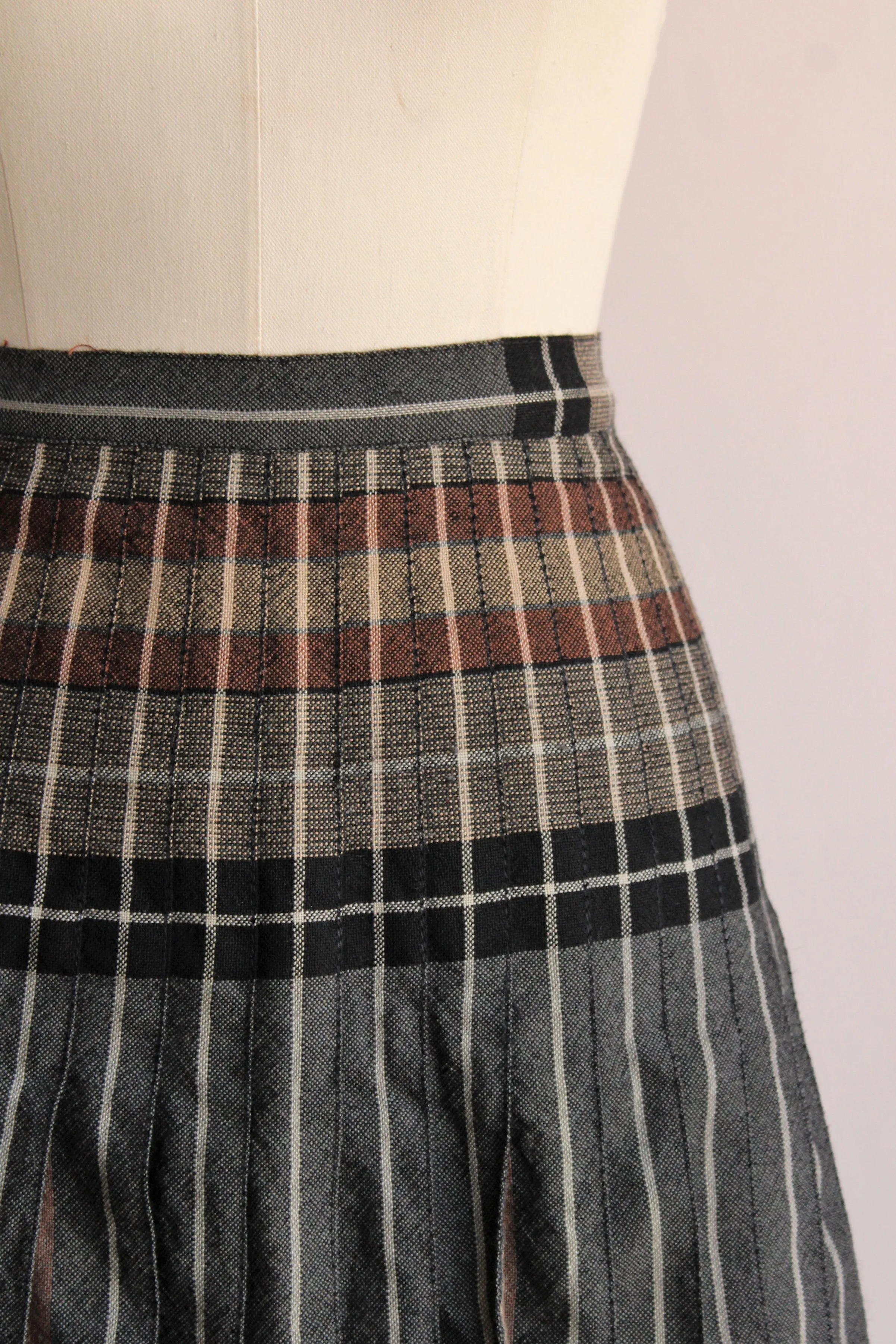 Vintage 1960s Plaid Wool Skirt by Highland Queen, Reversible!