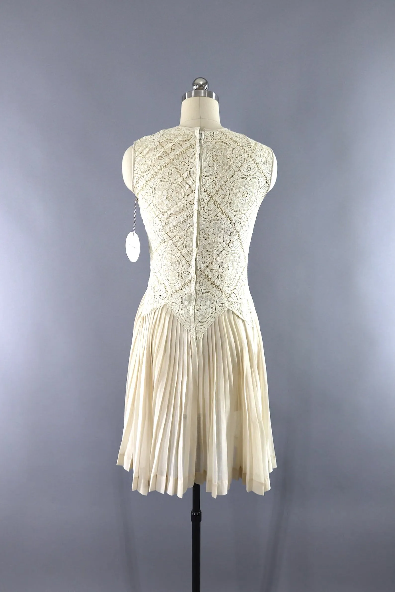 Vintage Ivory Lace Day Dress