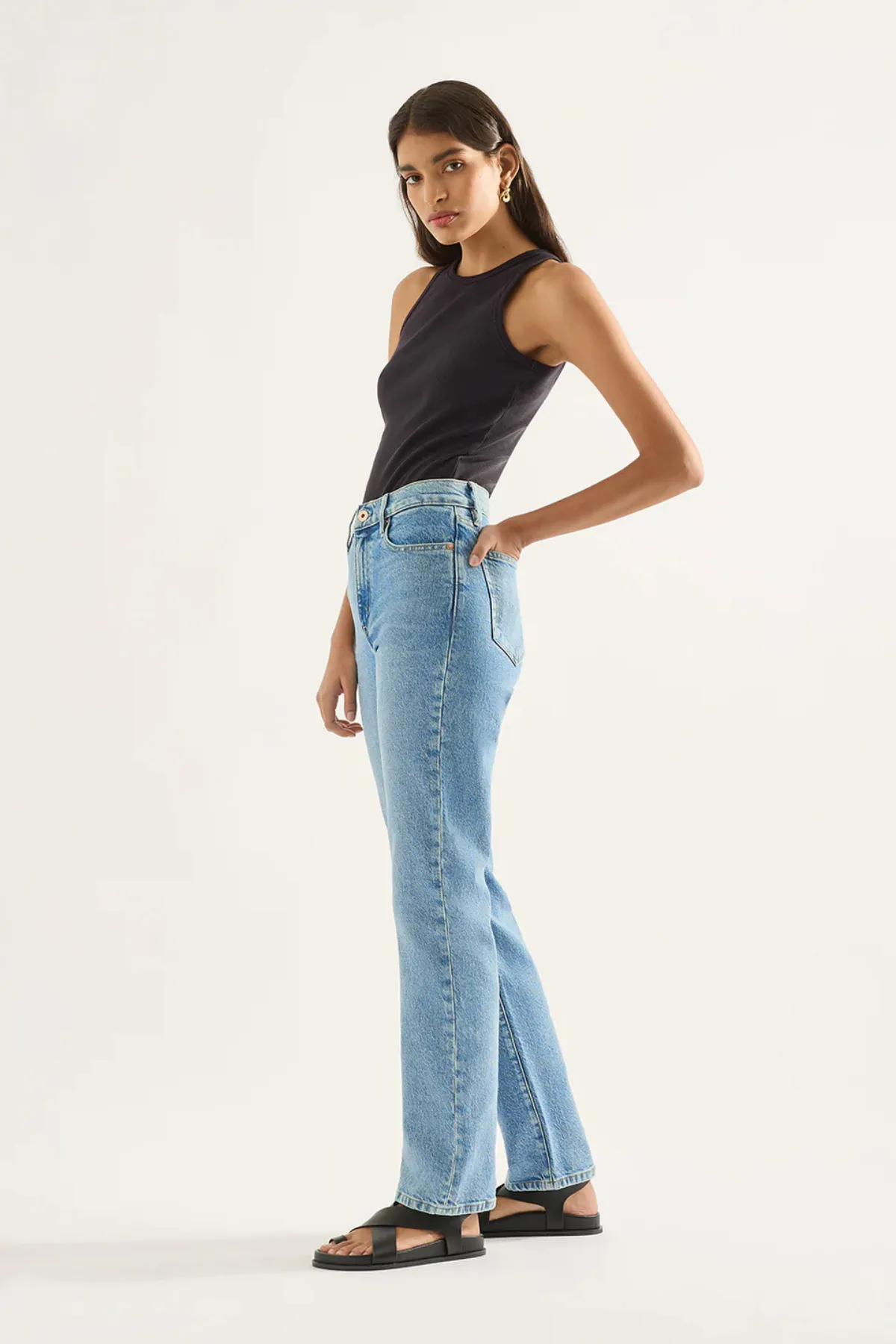 ZOE HIGH STRAIGHT CROP JEAN CADENCE BLUE